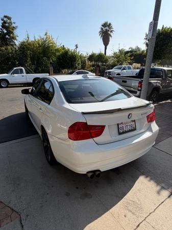 2009 BMW E90 3 Series Sedan - Image 3 of 4