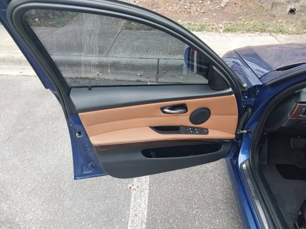 2009 BMW E90 3 Series Sedan - Image 8 of 20