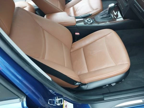 2009 BMW E90 3 Series Sedan - Image 10 of 20
