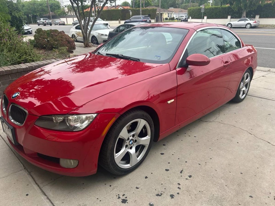 2009 BMW E90 3 Series Sedan - Image 2 of 10