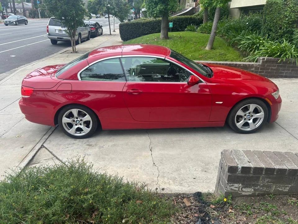 2009 BMW E90 3 Series Sedan - Image 7 of 10