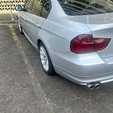 2009 BMW 328i