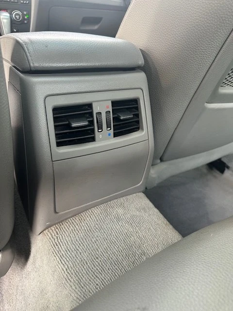 2009 BMW E90 3 Series Sedan - Image 16 of 18