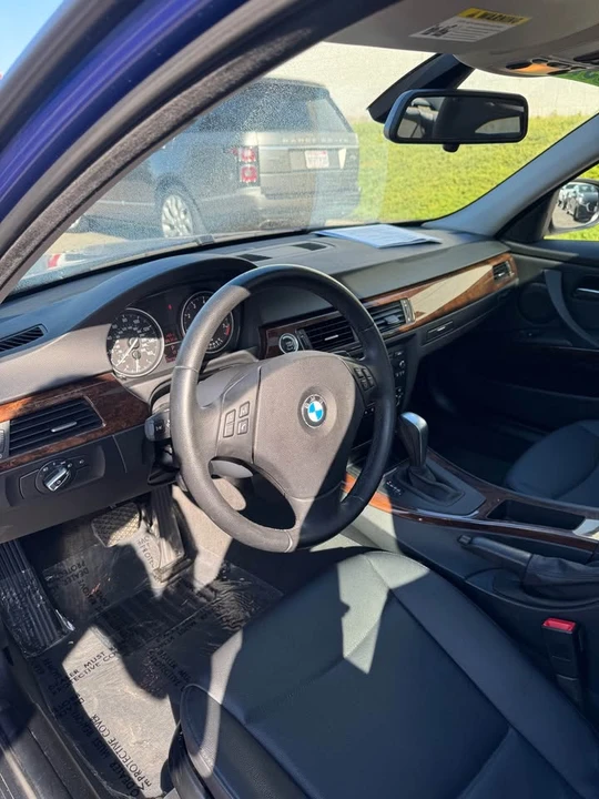 2009 BMW E90 3 Series Sedan - Image 6 of 13