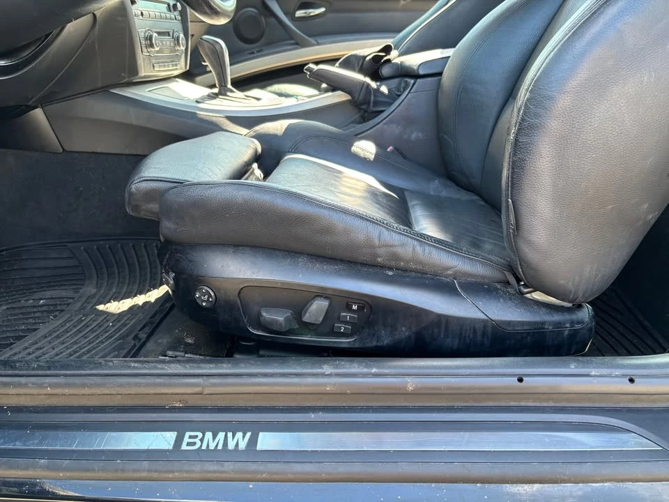 2009 BMW E90 3 Series Sedan - Image 15 of 19