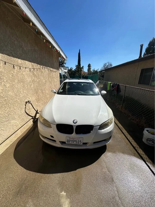 2009 BMW E90 3 Series Sedan - Image 9 of 13