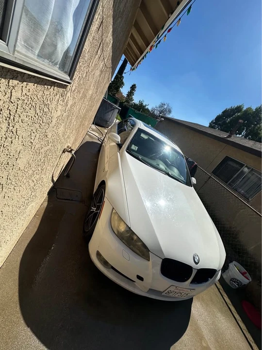 2009 BMW E90 3 Series Sedan - Image 8 of 13