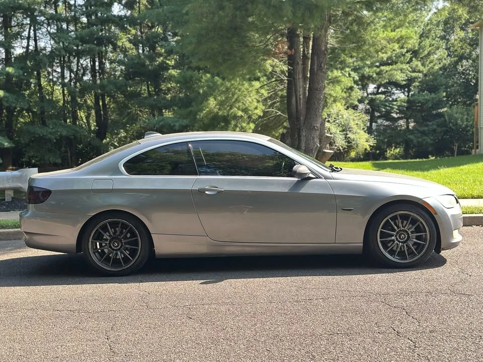 2009 BMW E90 3 Series Sedan - Image 3 of 7