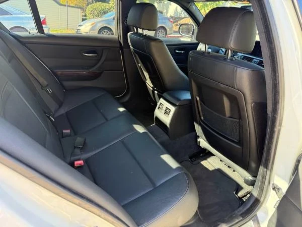 2009 BMW E90 3 Series Sedan - Image 9 of 20