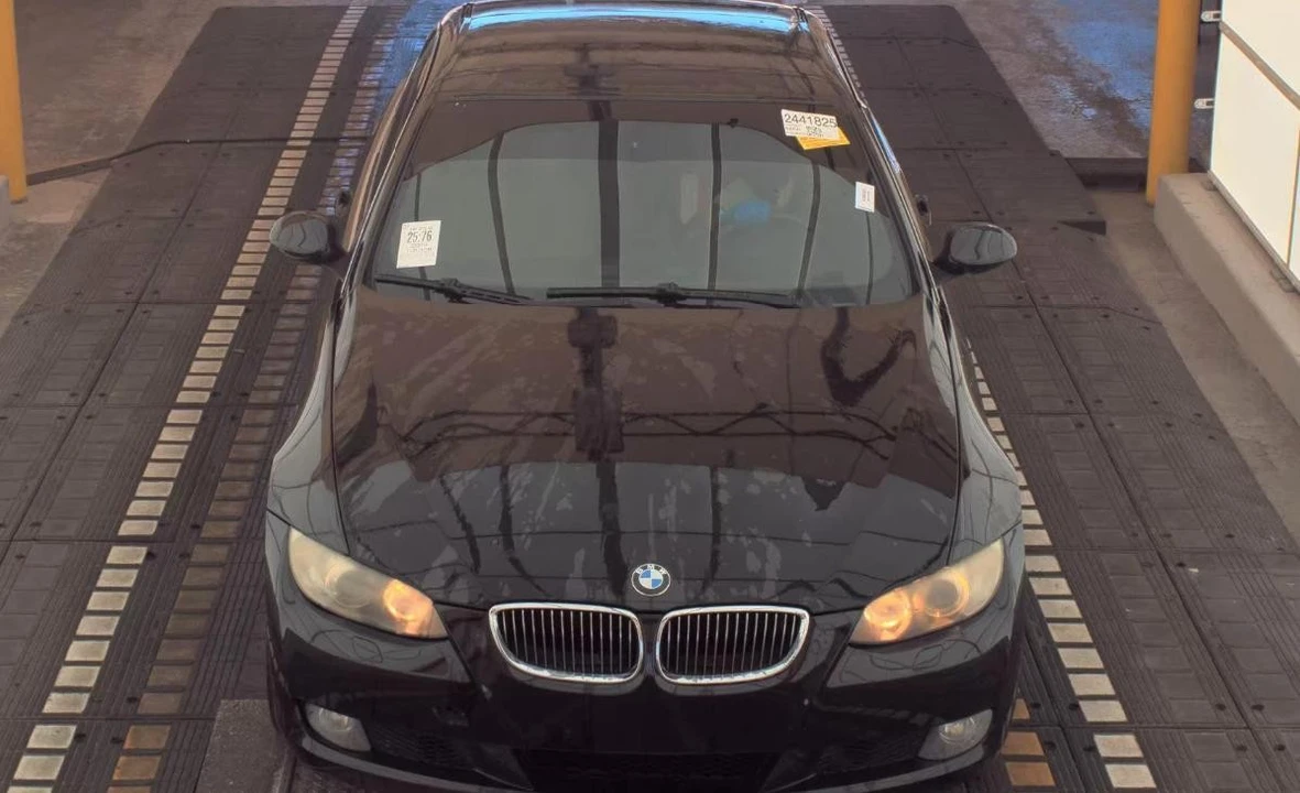 2009 BMW E93 3 Series Convertible - Image 2 of 12