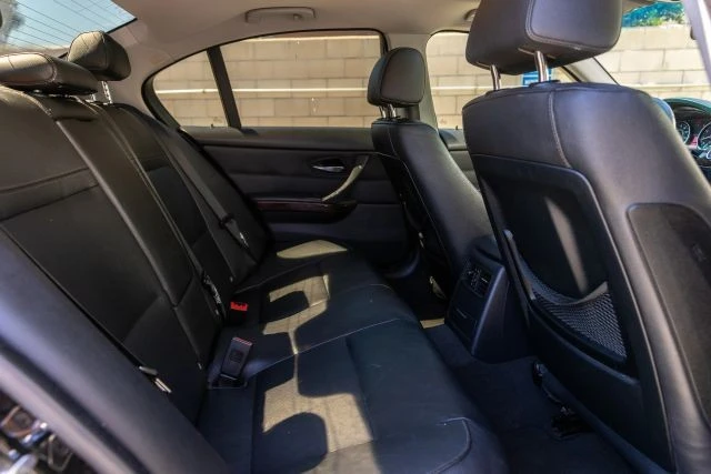 2009 BMW E90 3 Series Sedan - Image 19 of 21