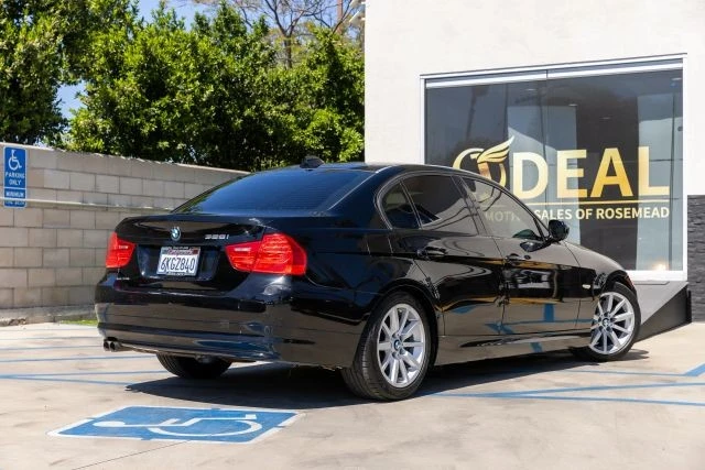 2009 BMW E90 3 Series Sedan - Image 14 of 21