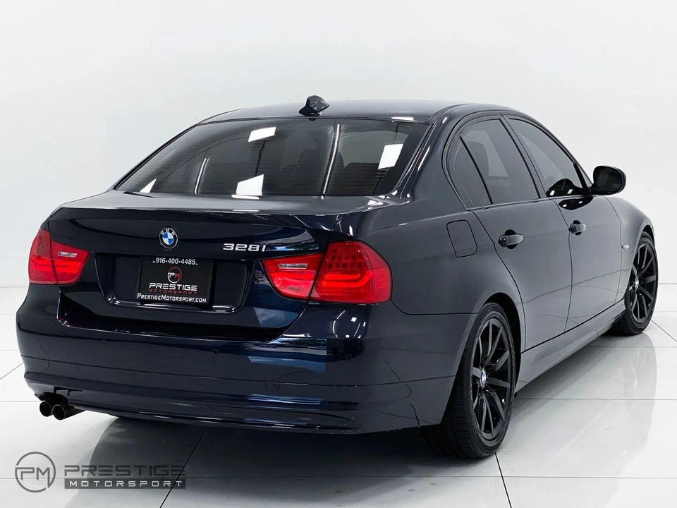 2009 BMW E90 3 Series Sedan - Image 6 of 31