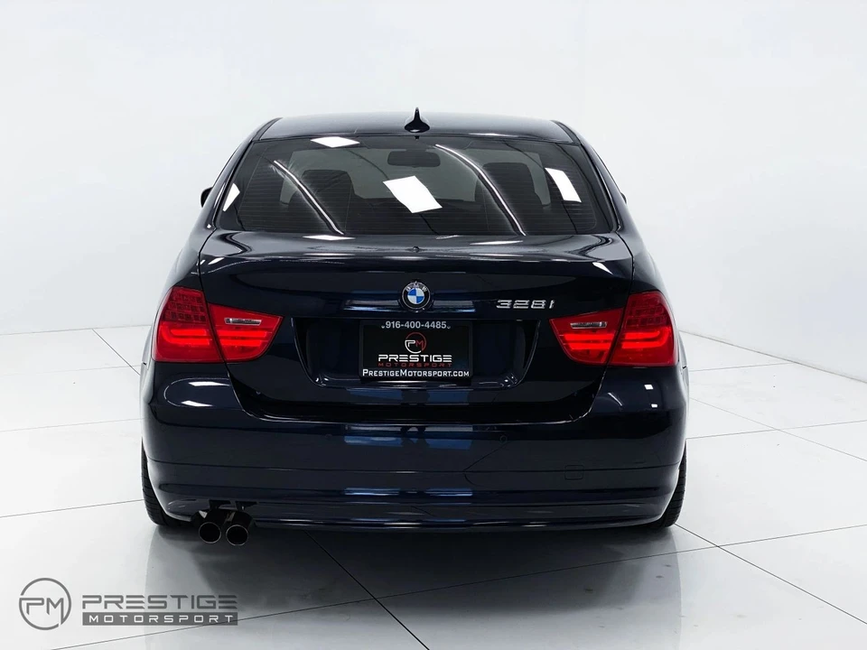 2009 BMW E90 3 Series Sedan - Image 5 of 31