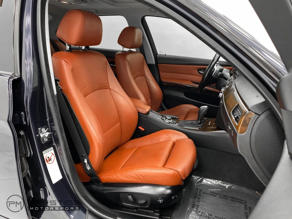 2009 BMW E90 3 Series Sedan - Image 16 of 31
