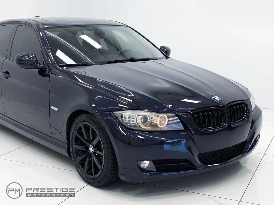 2009 BMW E90 3 Series Sedan - Image 9 of 31
