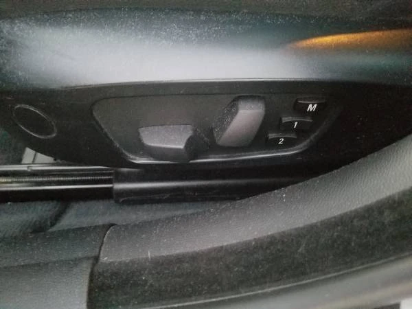 2009 BMW E90 3 Series Sedan - Image 16 of 21