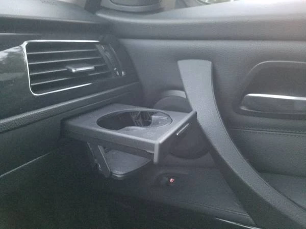2009 BMW E90 3 Series Sedan - Image 7 of 21