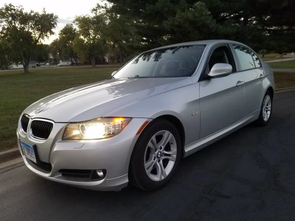 2009 BMW E90 3 Series Sedan - Image 19 of 21