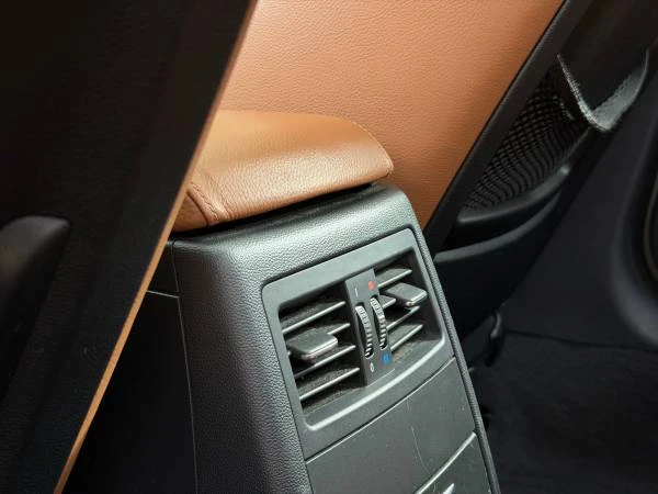 2009 BMW E90 3 Series Sedan - Image 10 of 12