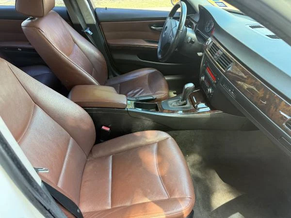 2009 BMW E90 3 Series Sedan - Image 12 of 15
