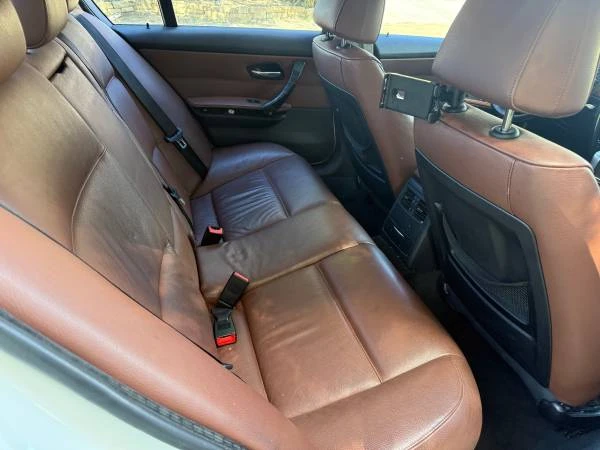 2009 BMW E90 3 Series Sedan - Image 11 of 15