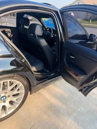 2009 BMW E90 3 Series Sedan - Image 9 of 17