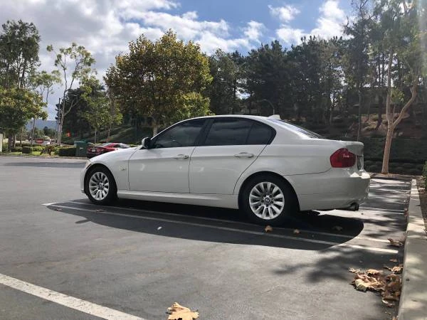 2009 BMW E90 3 Series Sedan - Image 4 of 6