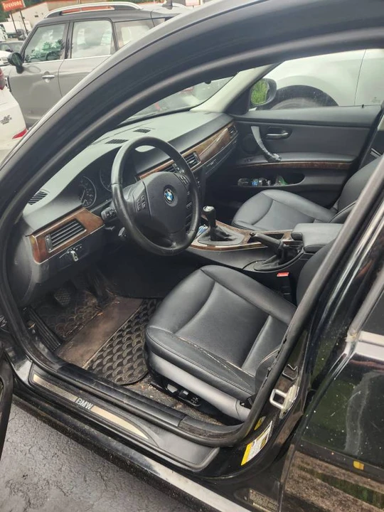 2009 BMW E90 3 Series Sedan - Image 3 of 14