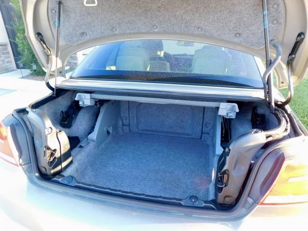 2009 BMW E90 3 Series Sedan - Image 6 of 6