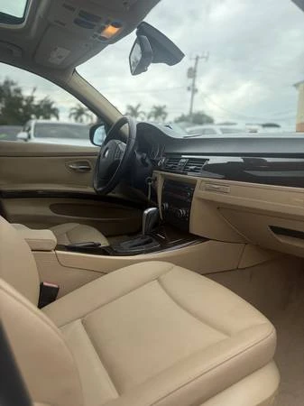 2009 BMW E90 3 Series Sedan - Image 4 of 10