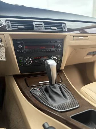 2009 BMW E90 3 Series Sedan - Image 8 of 10