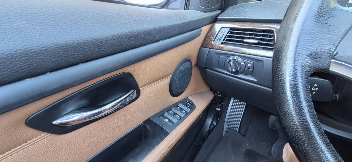 2009 BMW E93 3 Series Convertible - Image 13 of 17