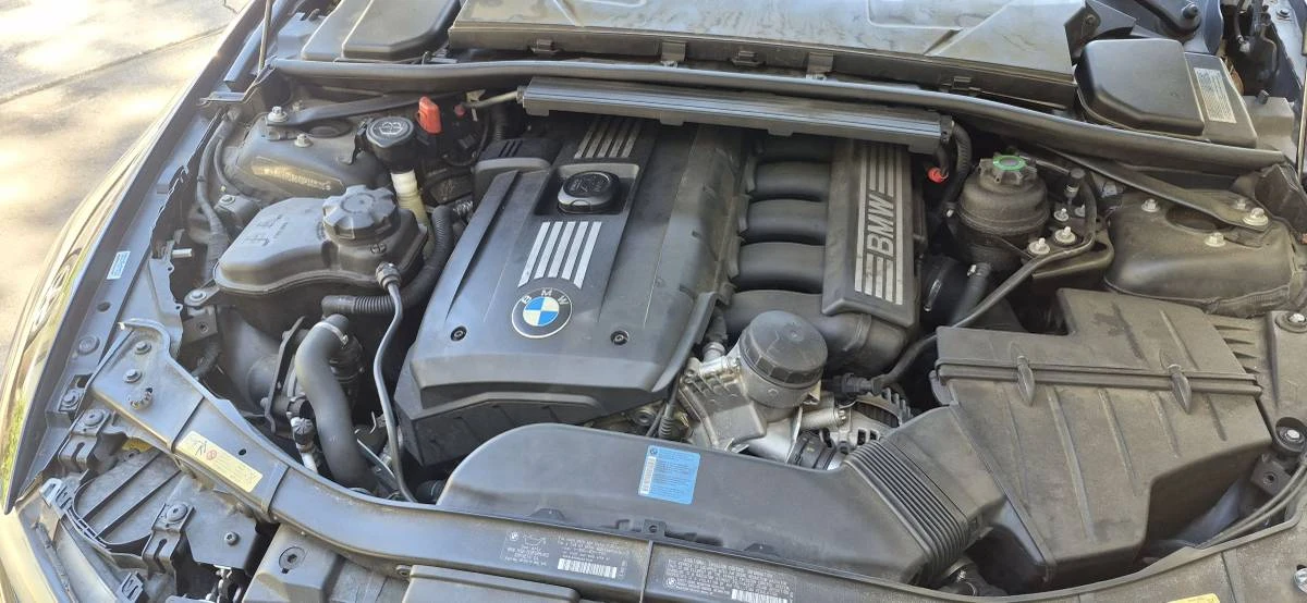 2009 BMW E93 3 Series Convertible - Image 16 of 17