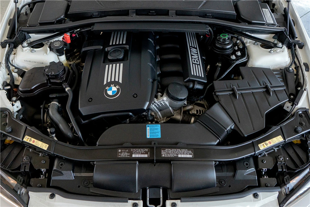 2009 BMW E93 3 Series Convertible - Image 3 of 4
