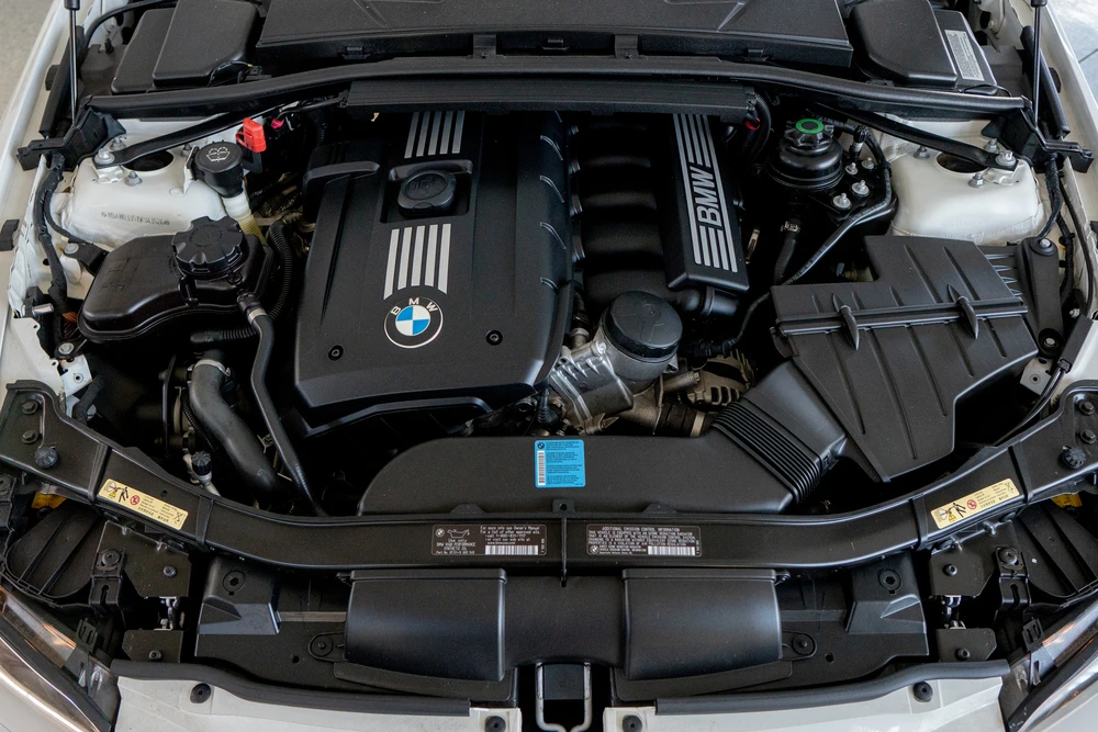 2009 BMW E93 3 Series Convertible - Image 3 of 4
