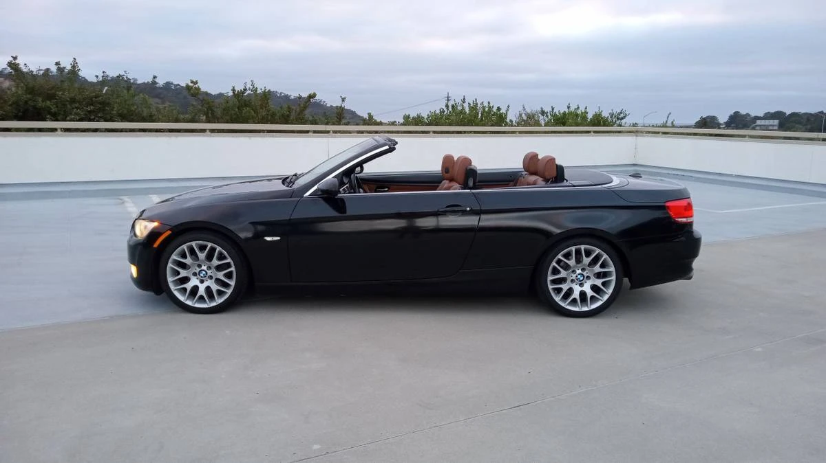 2009 BMW E93 3 Series Convertible - Image 11 of 21