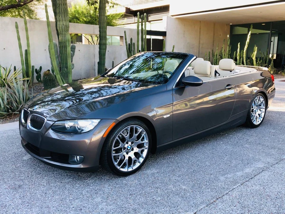 2009 BMW E93 3 Series Convertible - Image 2 of 8