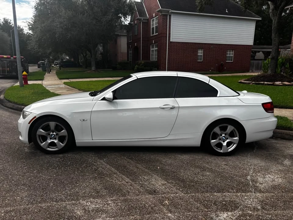 2009 BMW E93 3 Series Convertible - Image 4 of 8