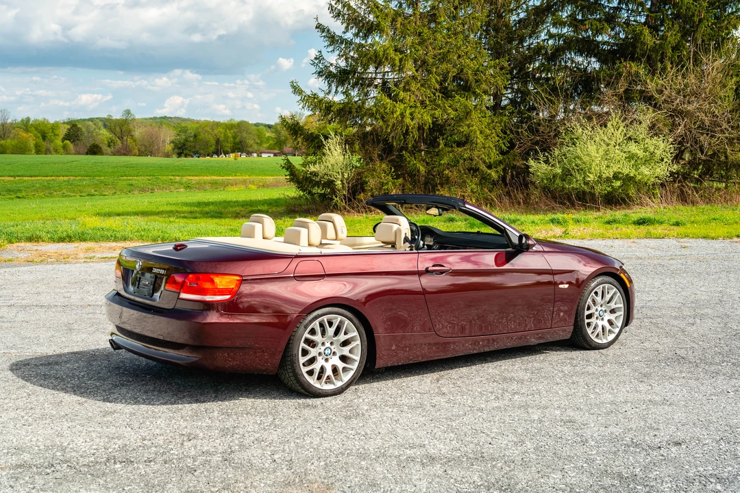 2009 BMW E93 3 Series Convertible - Image 11 of 31