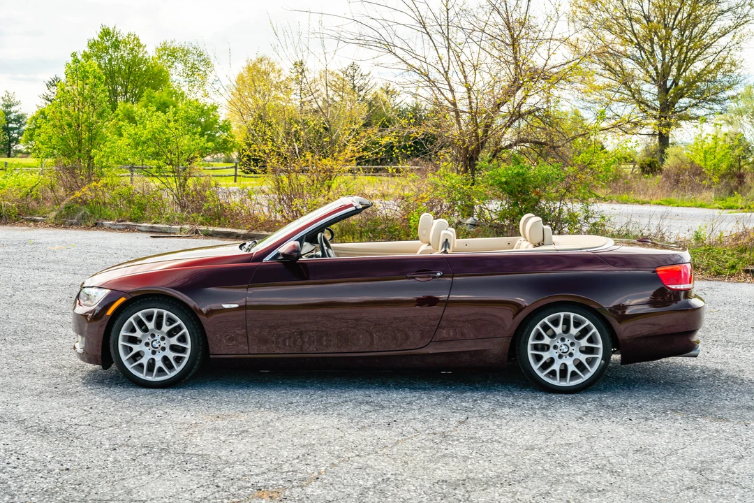 2009 BMW E93 3 Series Convertible - Image 26 of 31