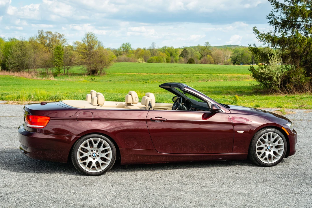 2009 BMW E93 3 Series Convertible - Image 9 of 31