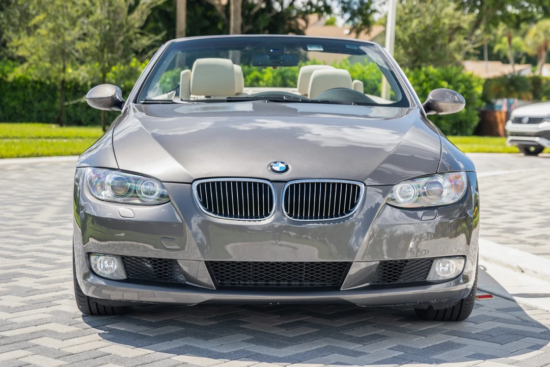 2009 BMW E93 3 Series Convertible - Image 8 of 31