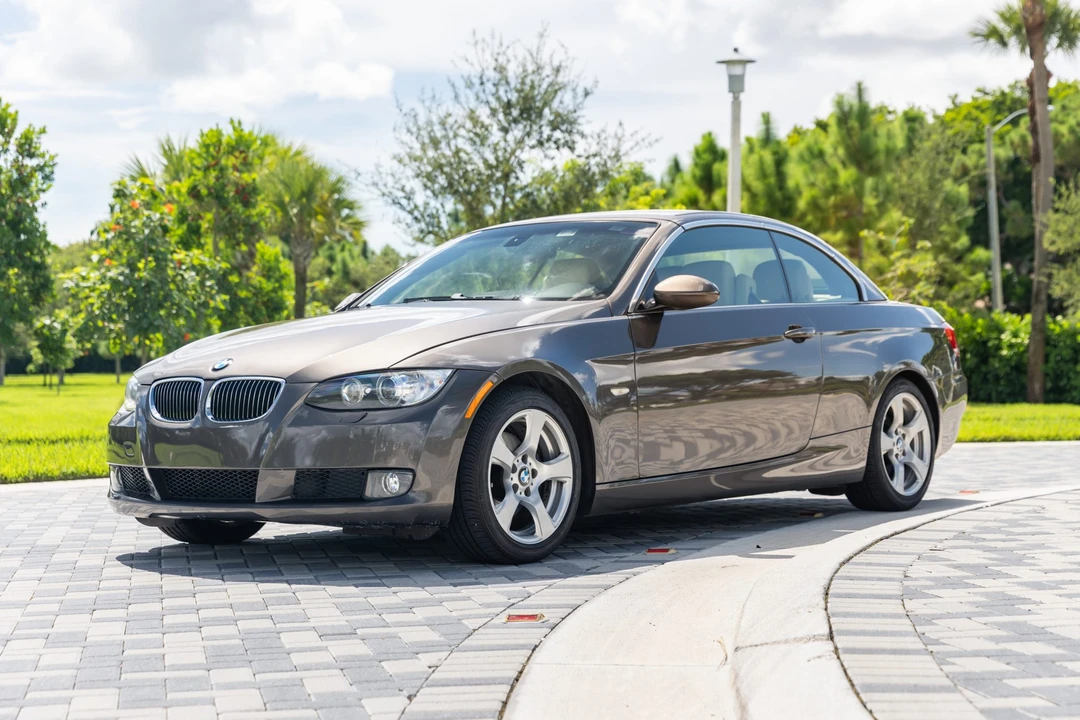 2009 BMW E93 3 Series Convertible - Image 10 of 31
