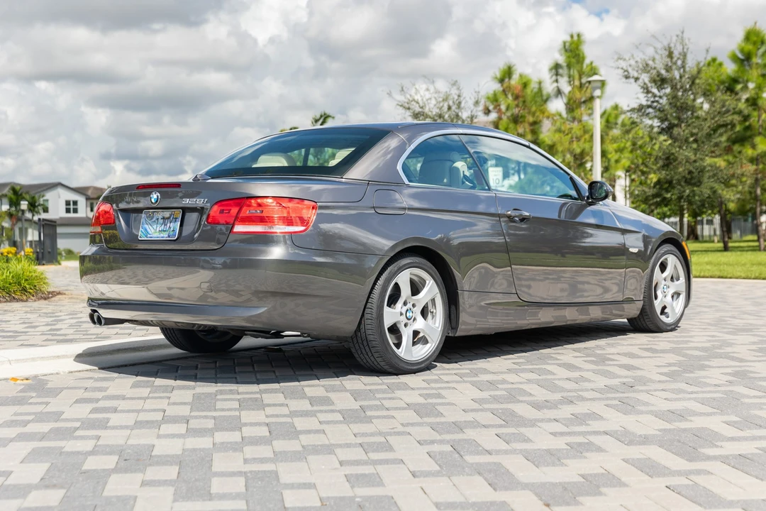 2009 BMW E93 3 Series Convertible - Image 15 of 31