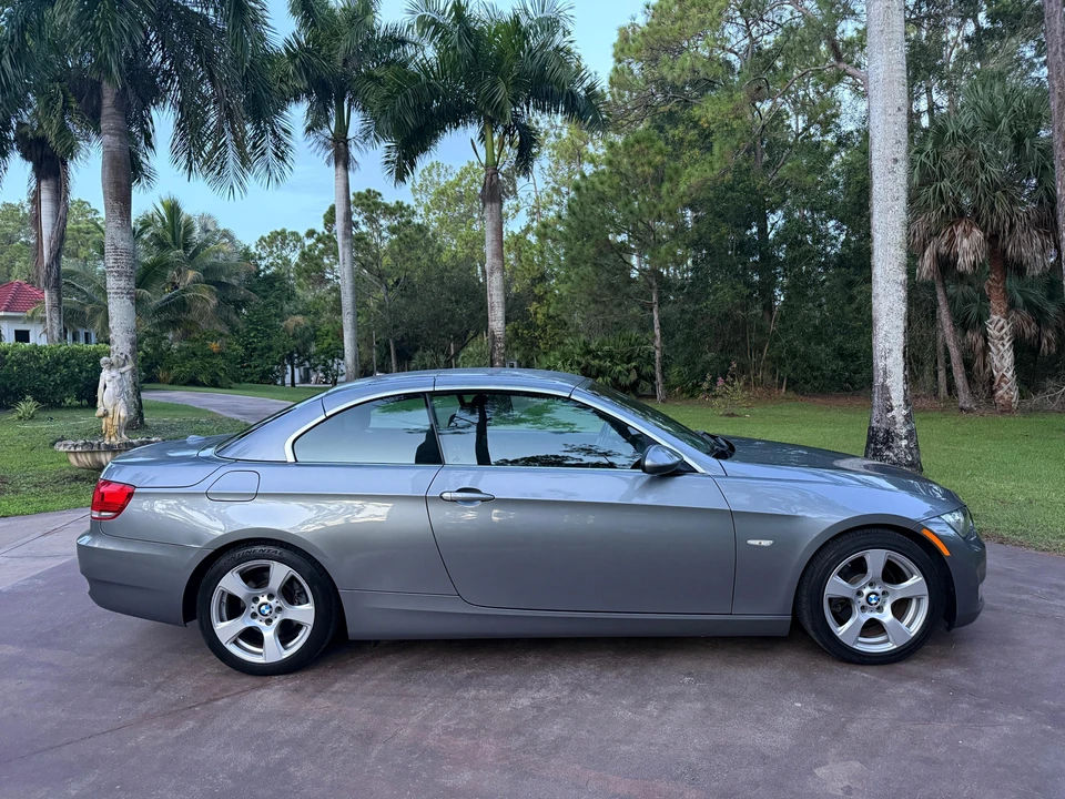 2009 BMW E93 3 Series Convertible - Image 23 of 31