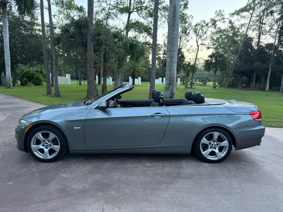 2009 BMW E93 3 Series Convertible - Image 8 of 31