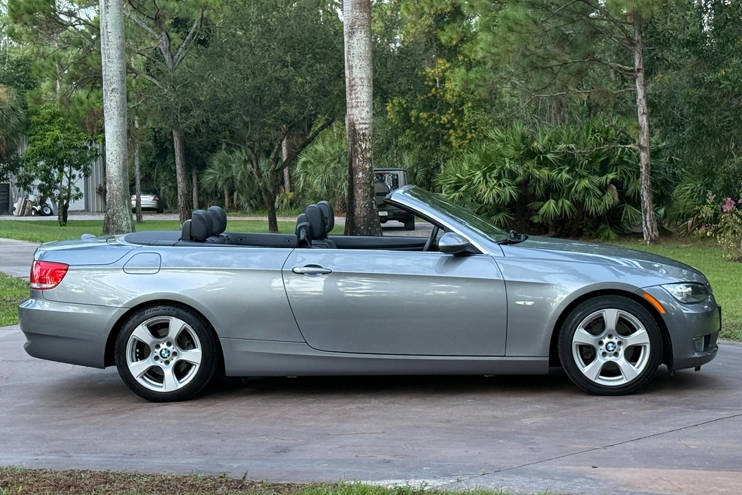 2009 BMW E93 3 Series Convertible - Image 3 of 31