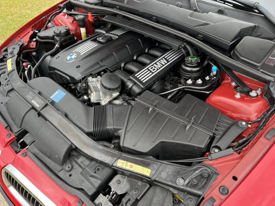 2009 BMW E93 3 Series Convertible - Image 10 of 11