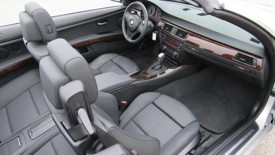 2009 BMW E93 3 Series Convertible - Image 5 of 10